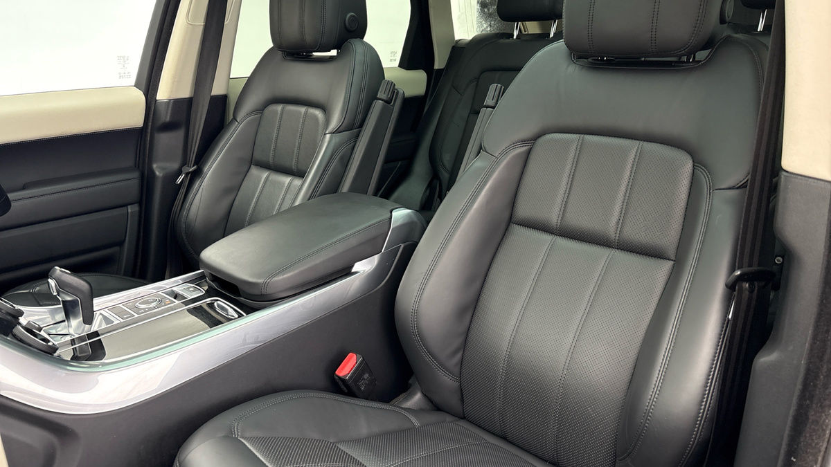 Land Rover Range Rover Sport Image 7