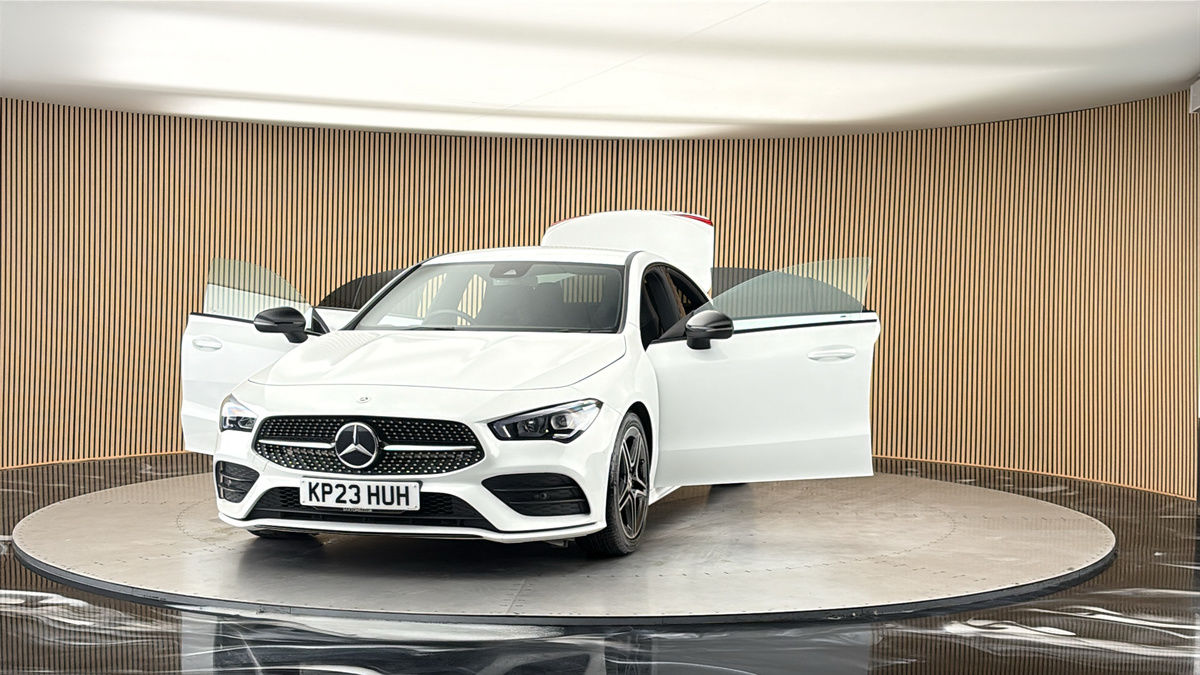 More views of Mercedes-Benz CLA