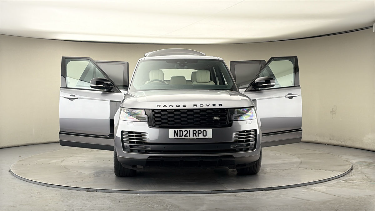 More views of Land Rover Range Rover