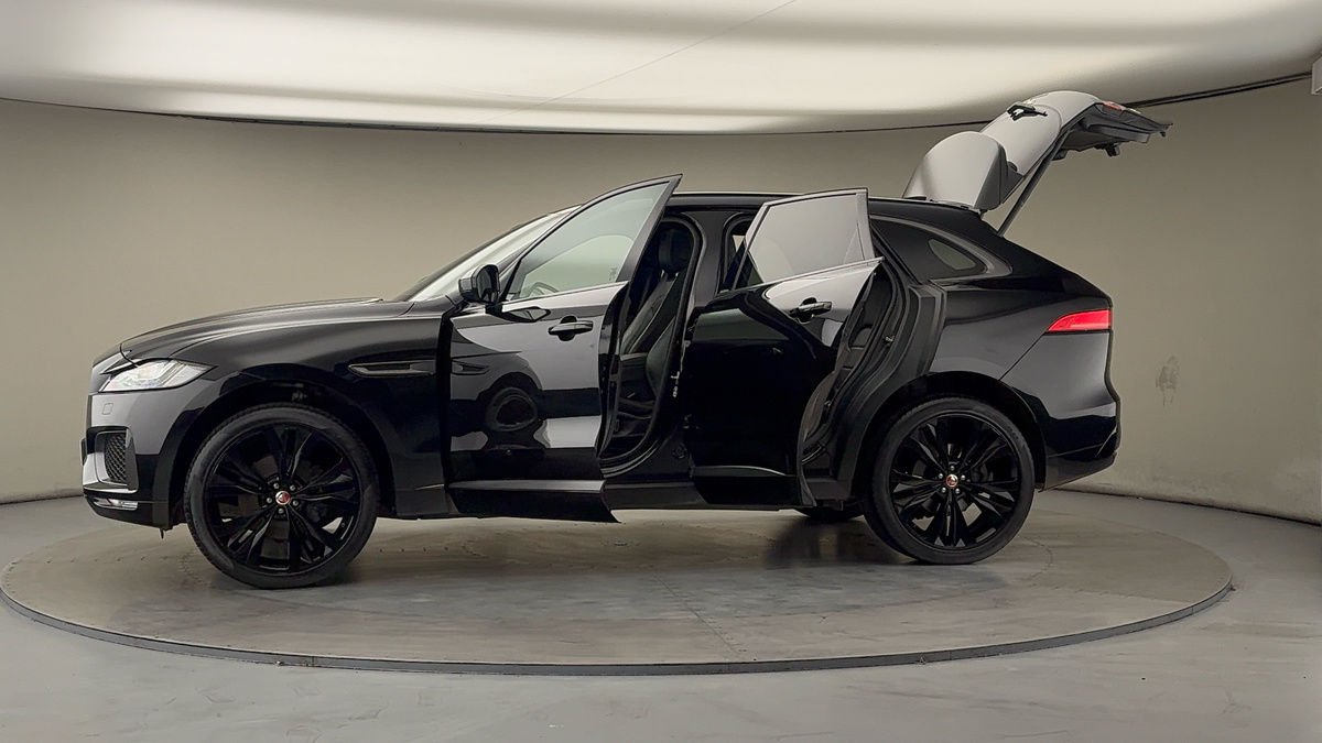 More views of Jaguar F-PACE