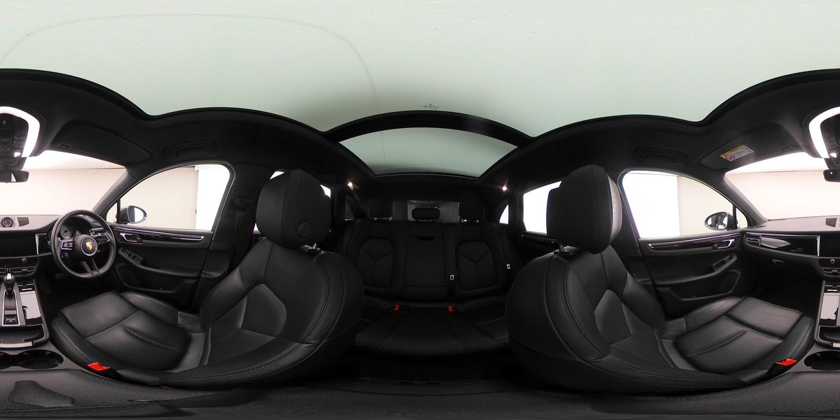 More views of Porsche Macan