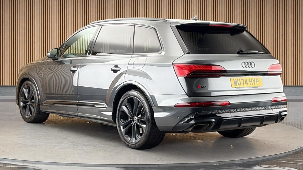 Audi Q7 Image 2