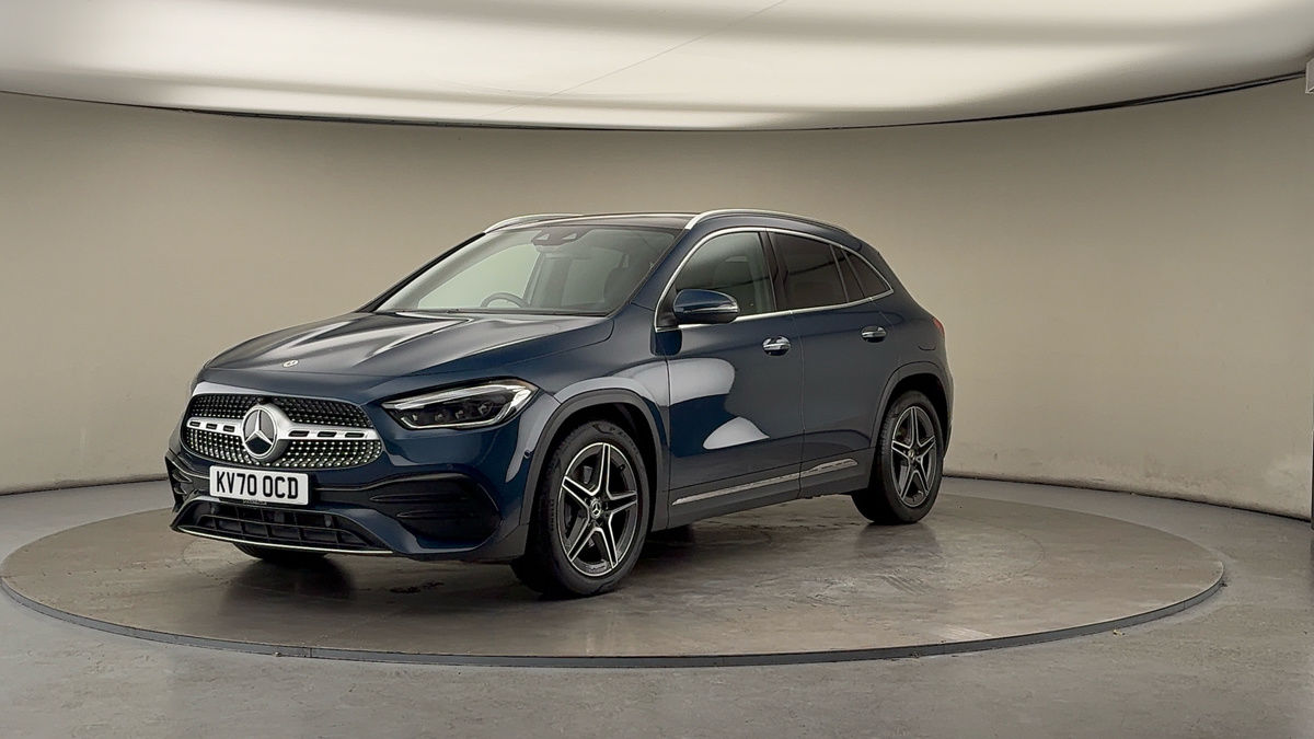 More views of Mercedes-Benz GLA