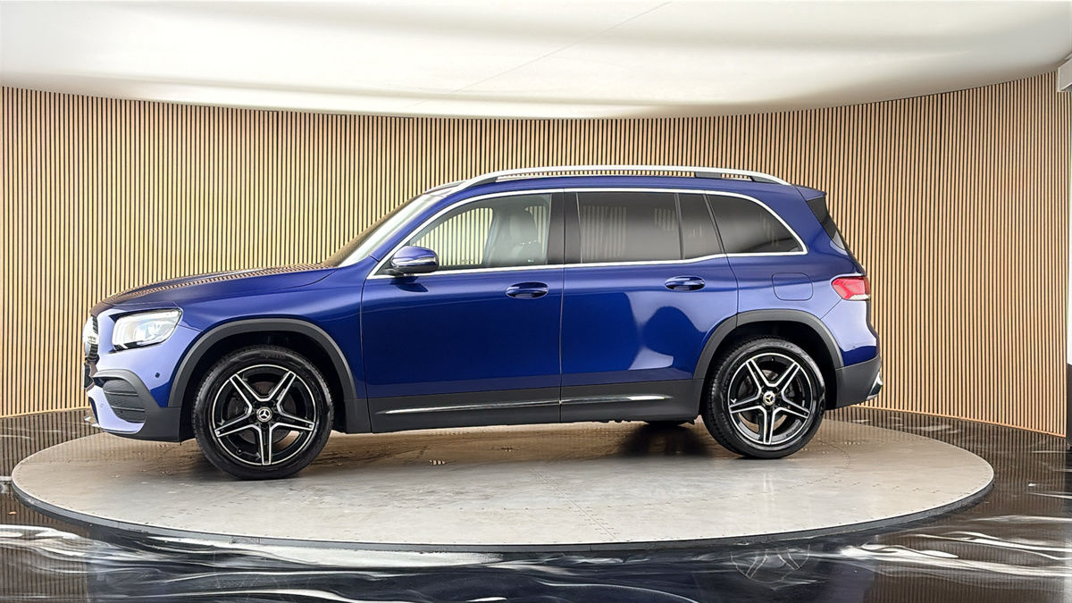 More views of Mercedes-Benz GLB
