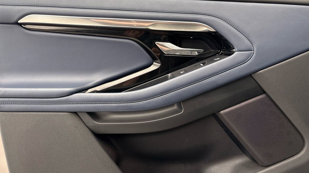 Land Rover Range Rover Evoque Image 19