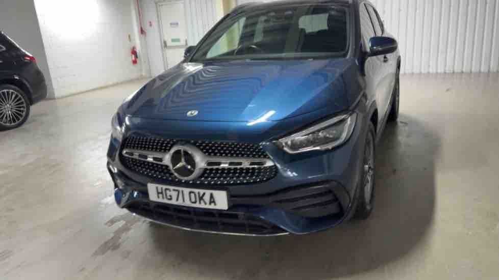 More views of Mercedes-Benz GLA