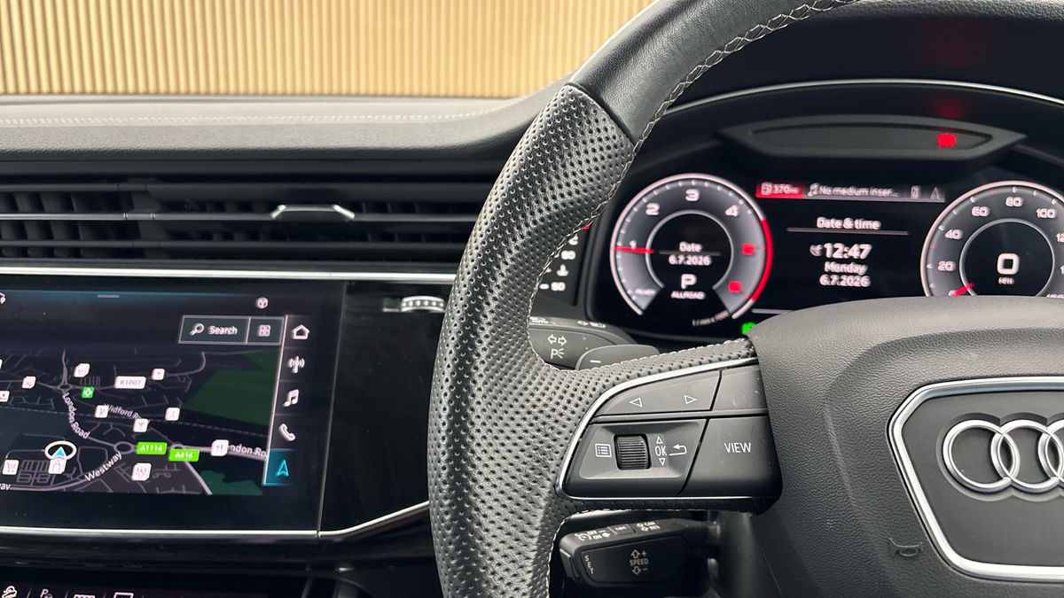 Audi Q7 Image 13