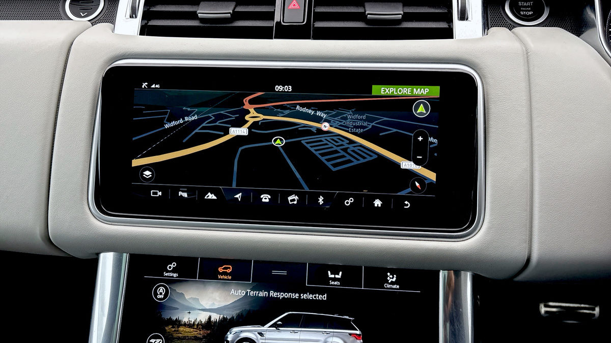 Land Rover Range Rover Sport Image 17