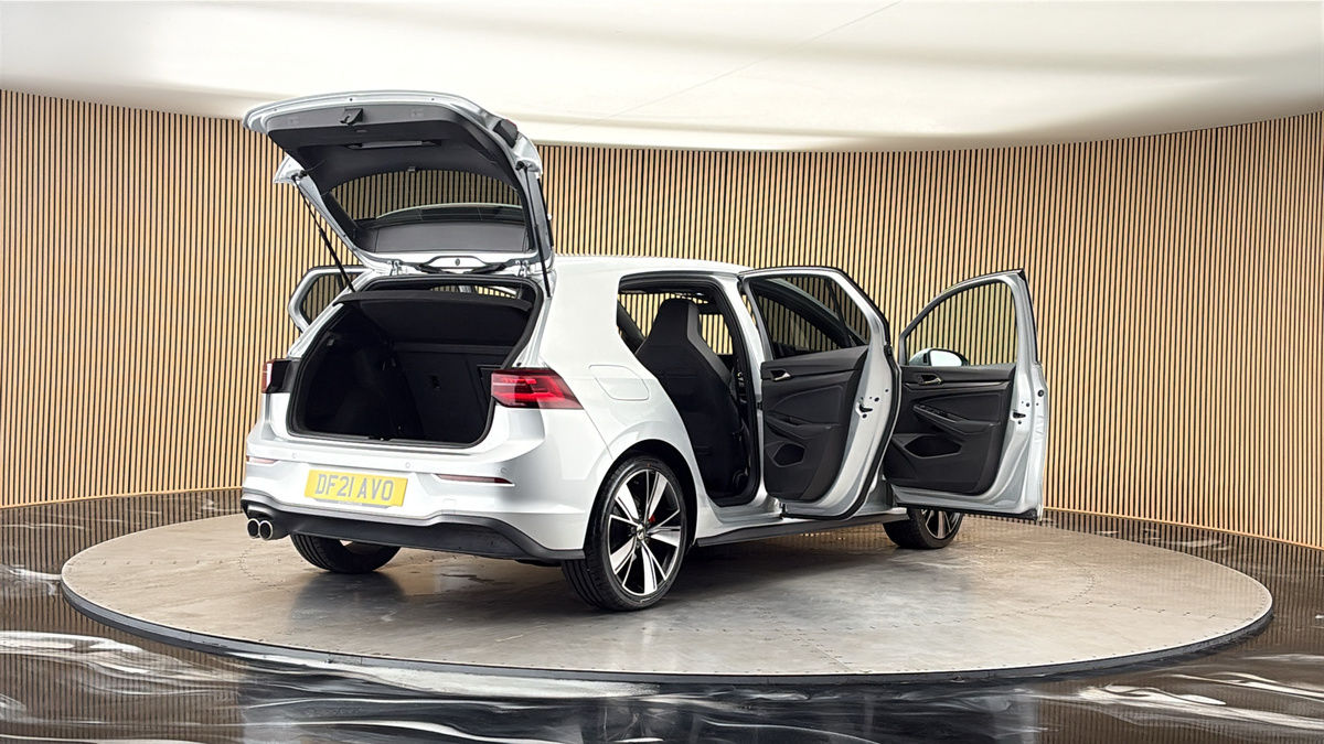 More views of Volkswagen Golf