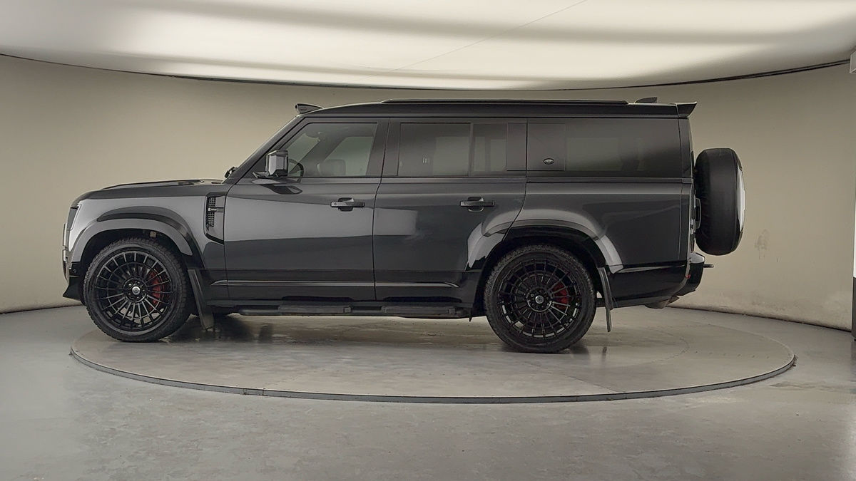 More views of Land Rover Defender 130