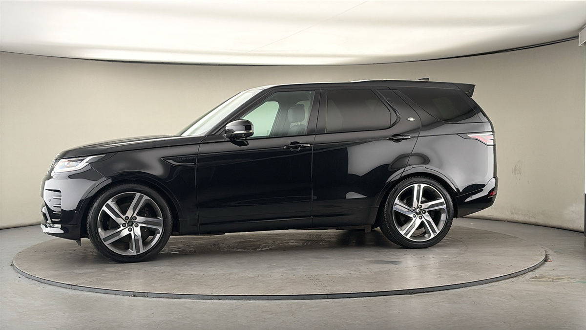 More views of Land Rover Discovery