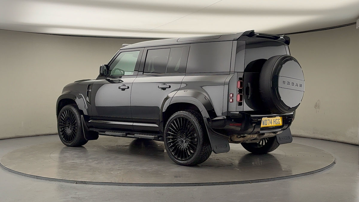 More views of Land Rover Defender 110