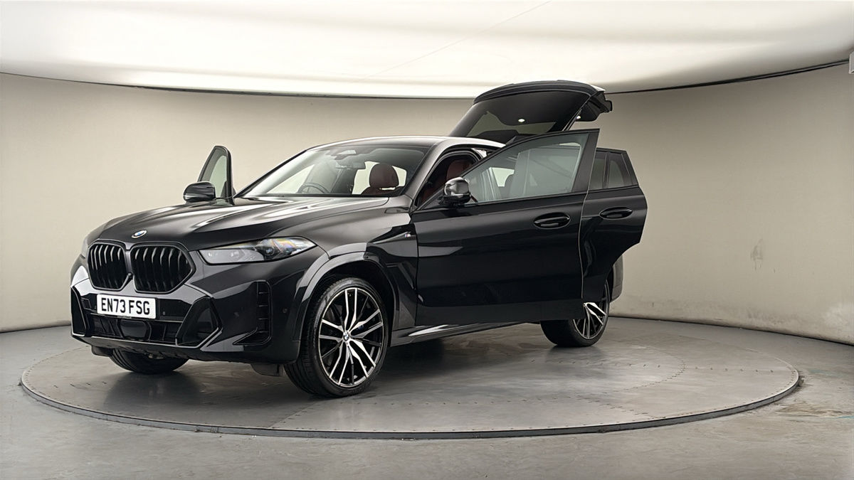 More views of BMW X6