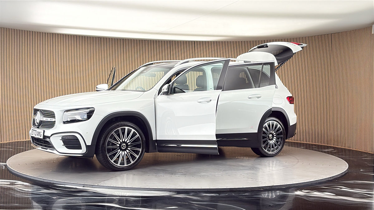 More views of Mercedes-Benz GLB