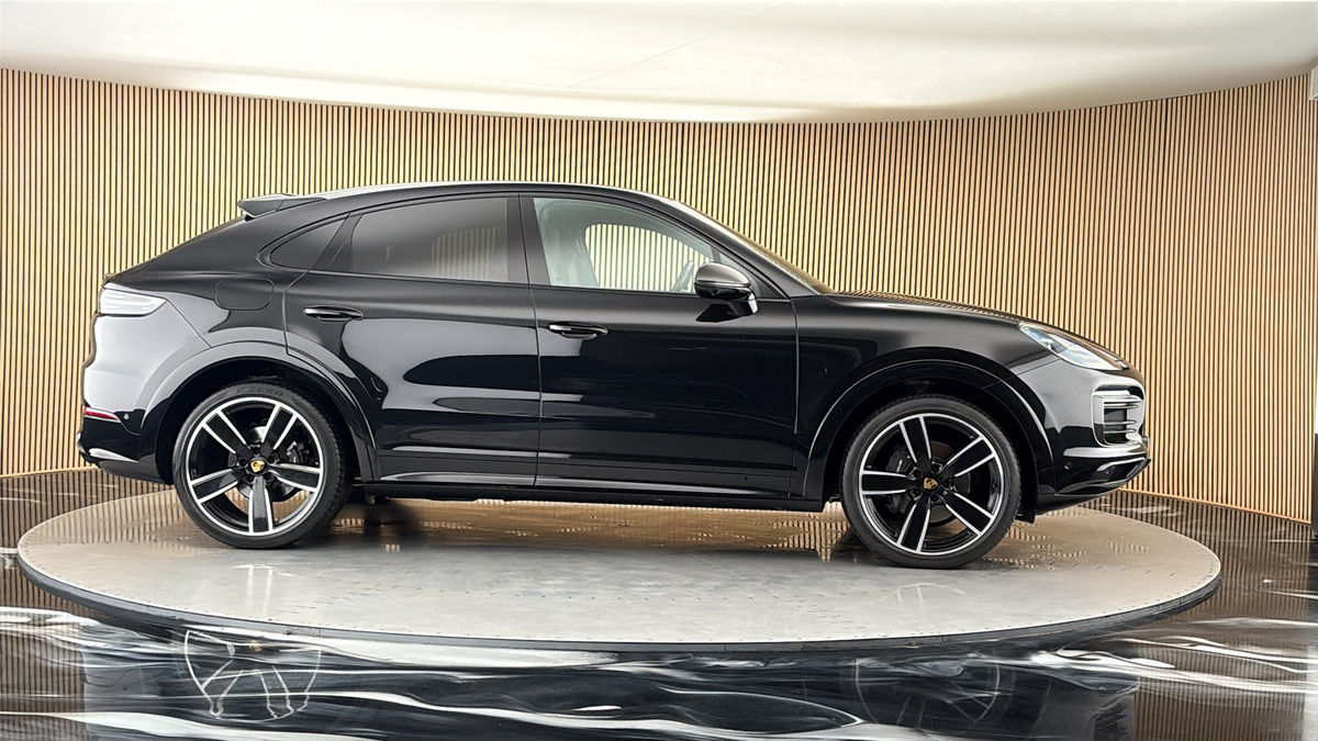 More views of Porsche Cayenne
