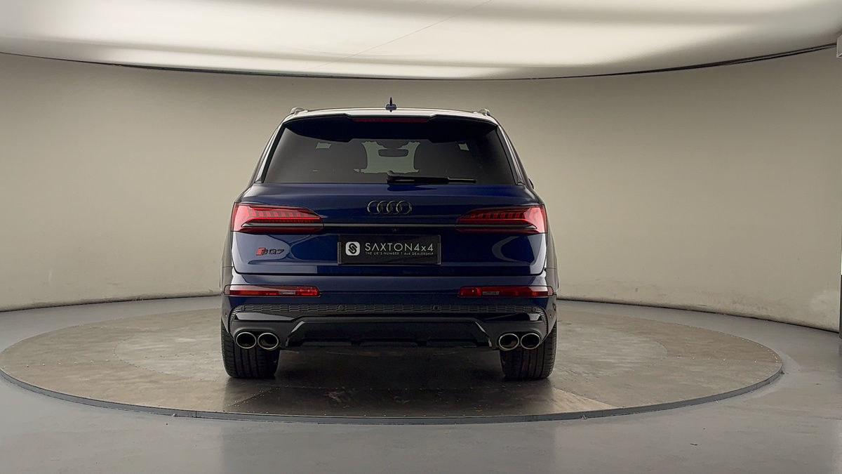 Audi SQ7 Image 4