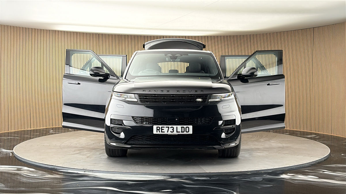 More views of Land Rover Range Rover Sport
