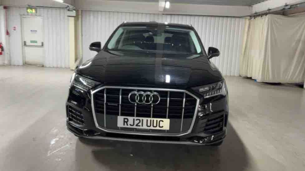 More views of Audi Q7