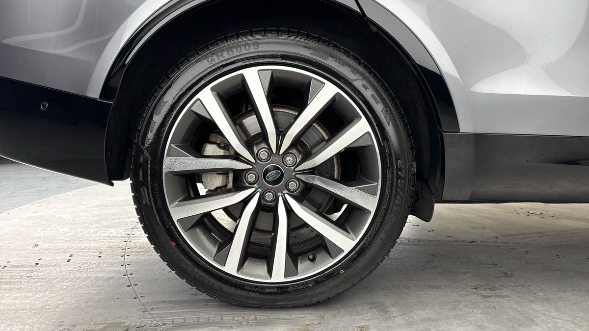 Land Rover Discovery Image 10