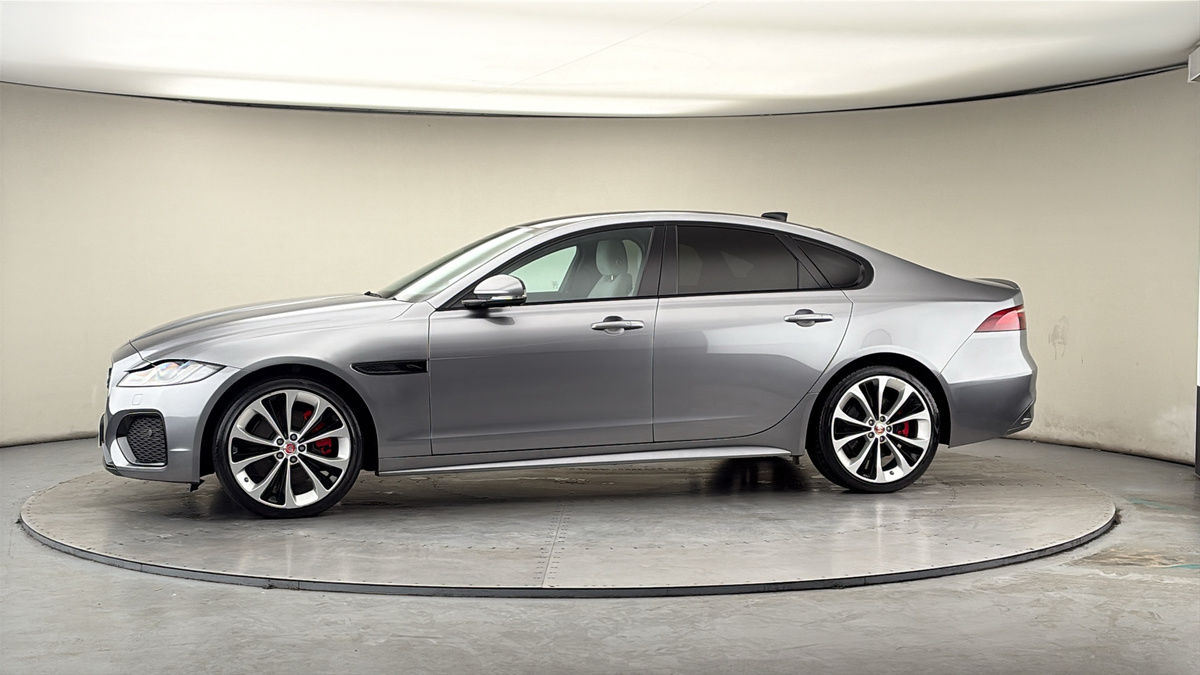 More views of Jaguar XF