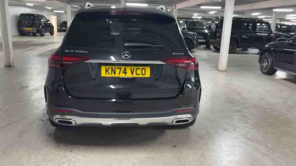 More views of Mercedes-Benz GLE