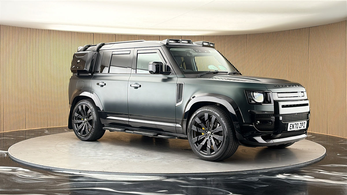More views of Land Rover Defender 110