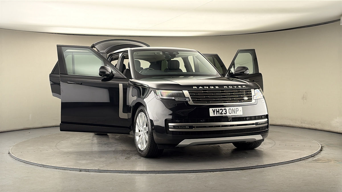 More views of Land Rover Range Rover