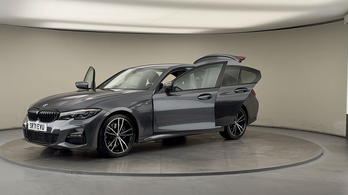 BMW 3 Series Image 22
