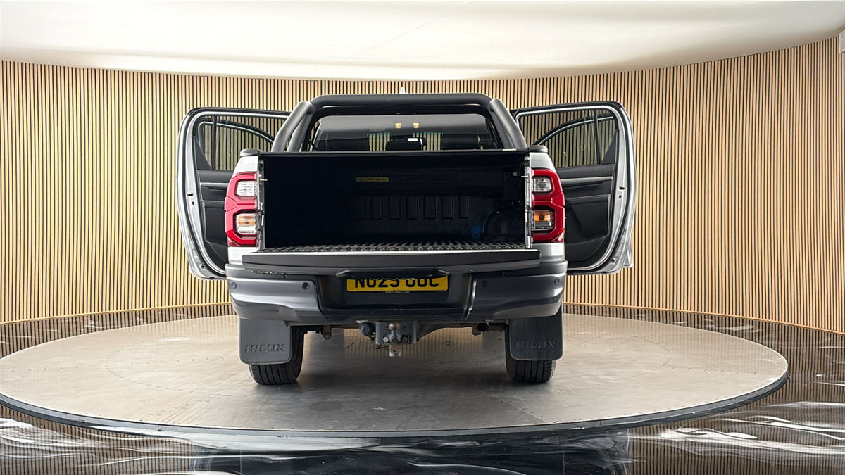 More views of Toyota Hilux