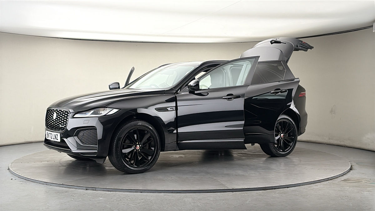 More views of Jaguar F-PACE