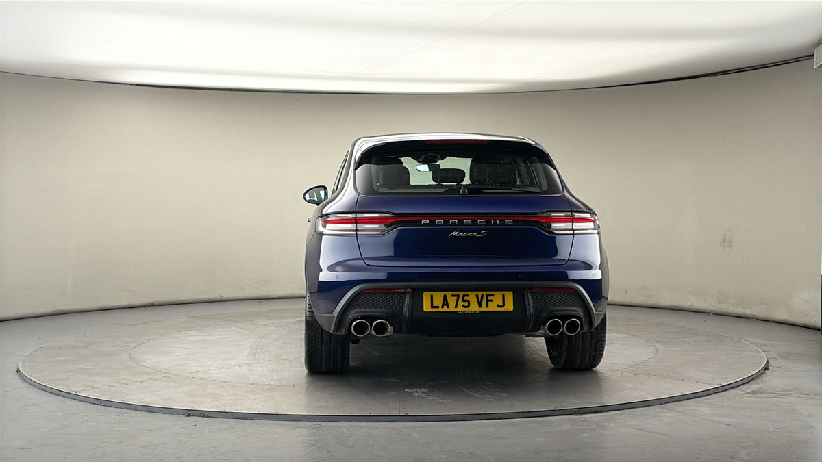 More views of Porsche Macan