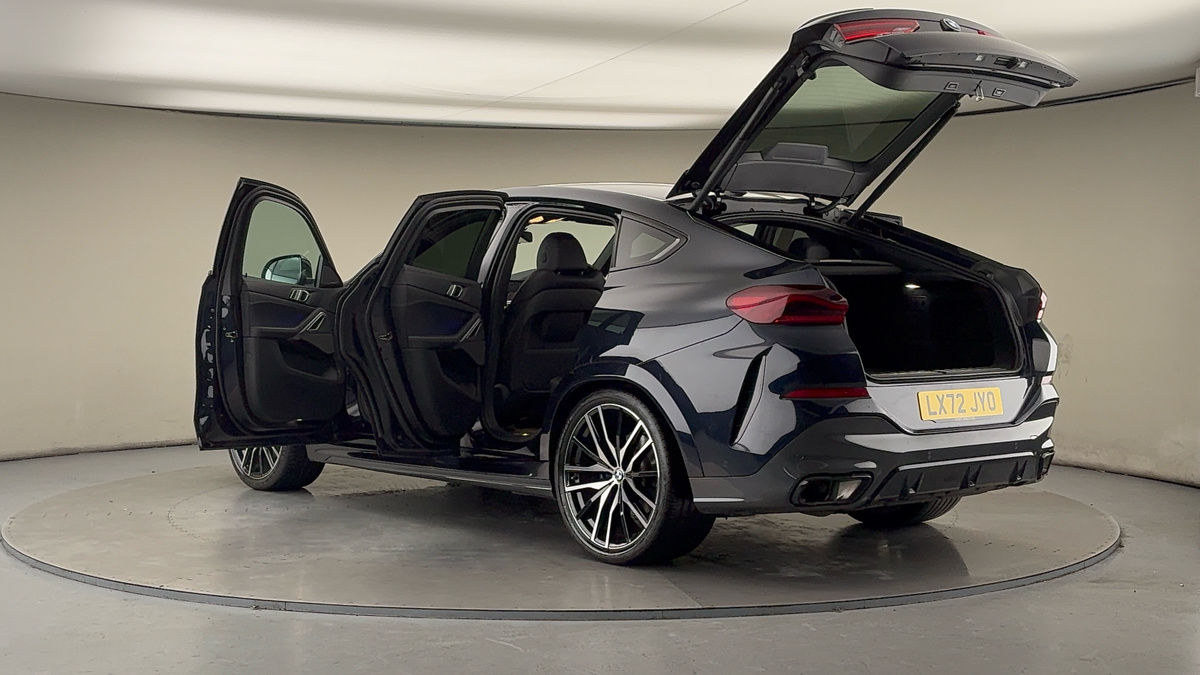 More views of BMW X6