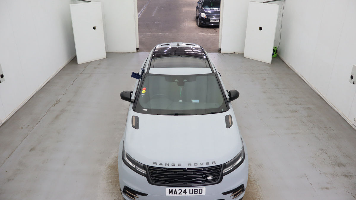 Land Rover Range Rover Velar Image 7