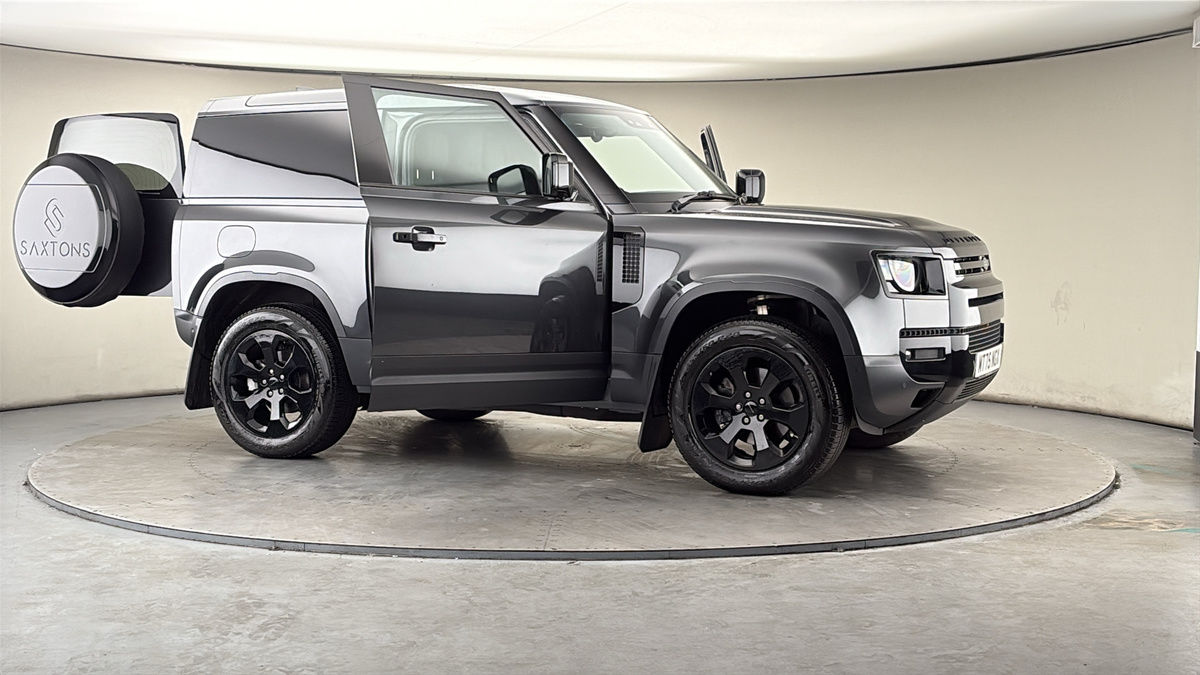 More views of Land Rover Defender 90