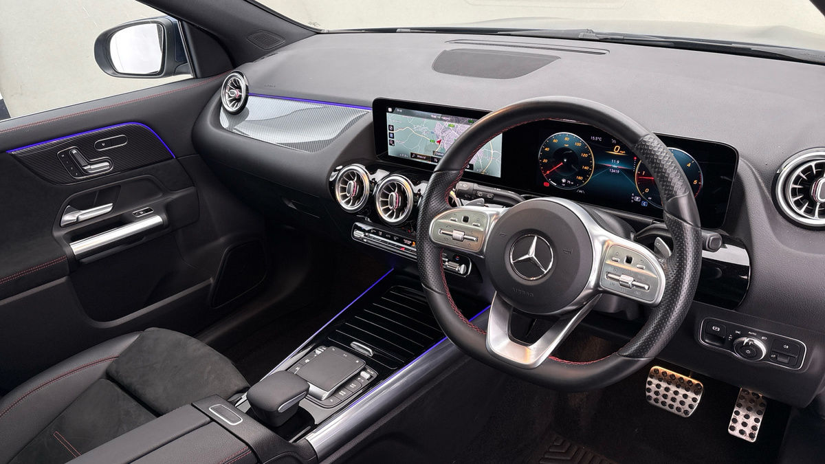 Mercedes-Benz GLA Image 5