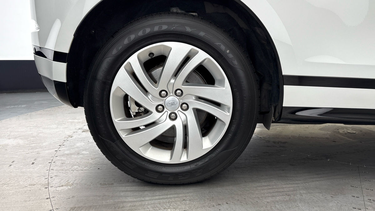 Land Rover Range Rover Evoque Image 10