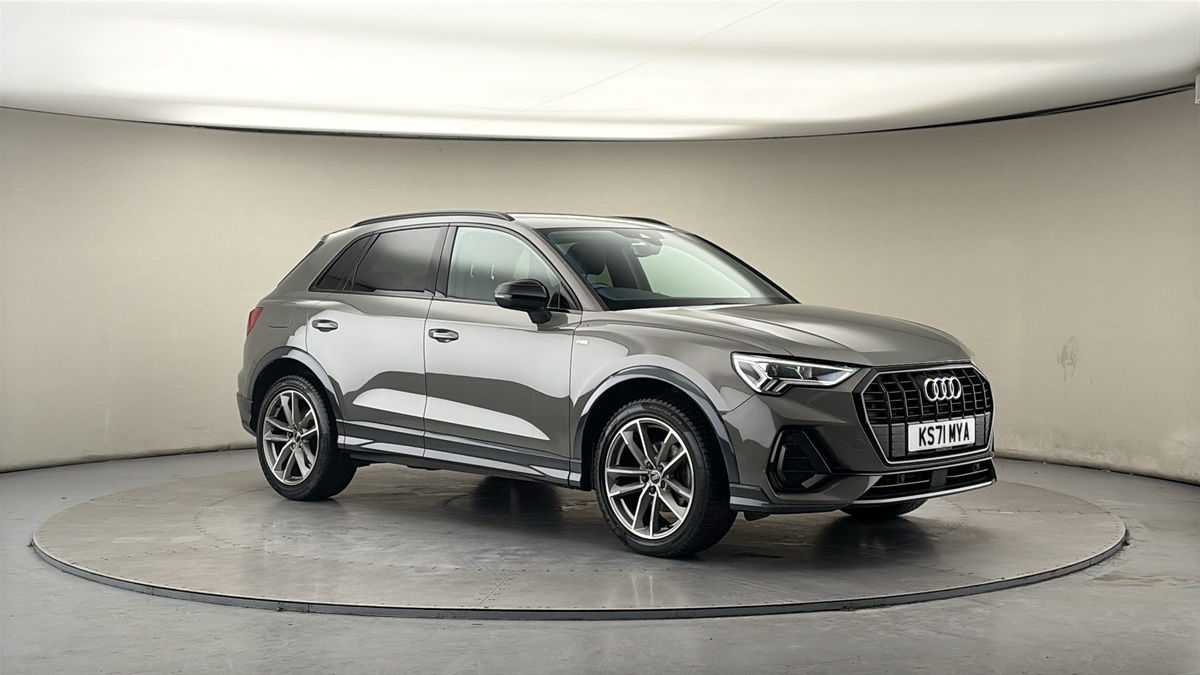 More views of Audi Q3