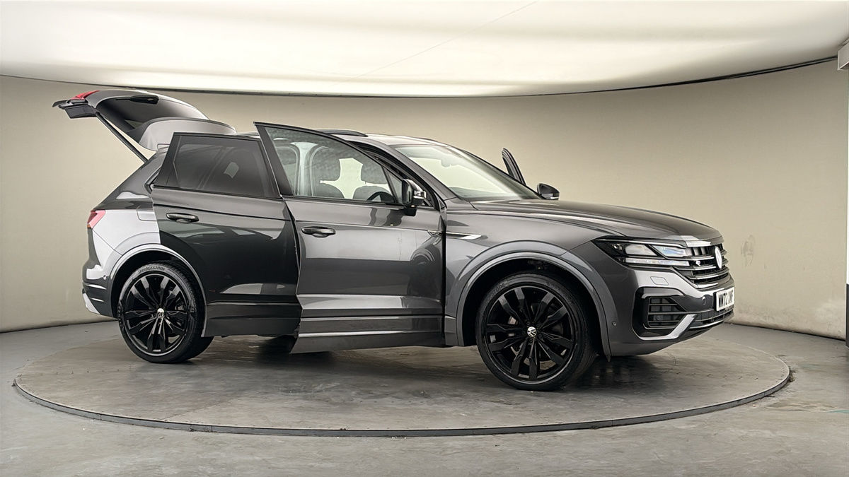 More views of Volkswagen Touareg