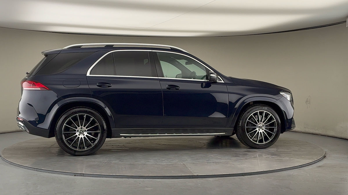 More views of Mercedes-Benz GLE