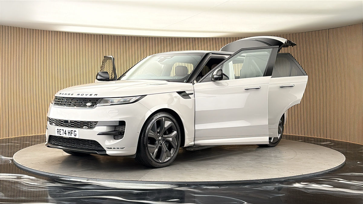 More views of Land Rover Range Rover Sport
