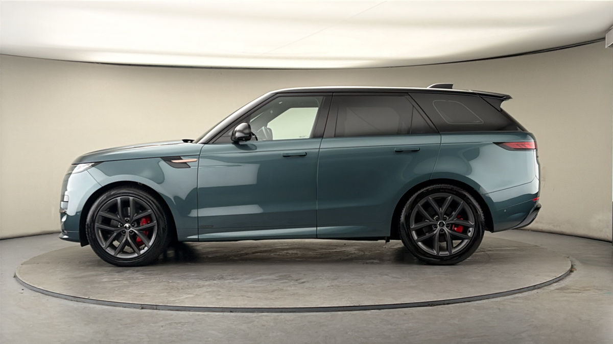 Land Rover Range Rover Sport Image 15