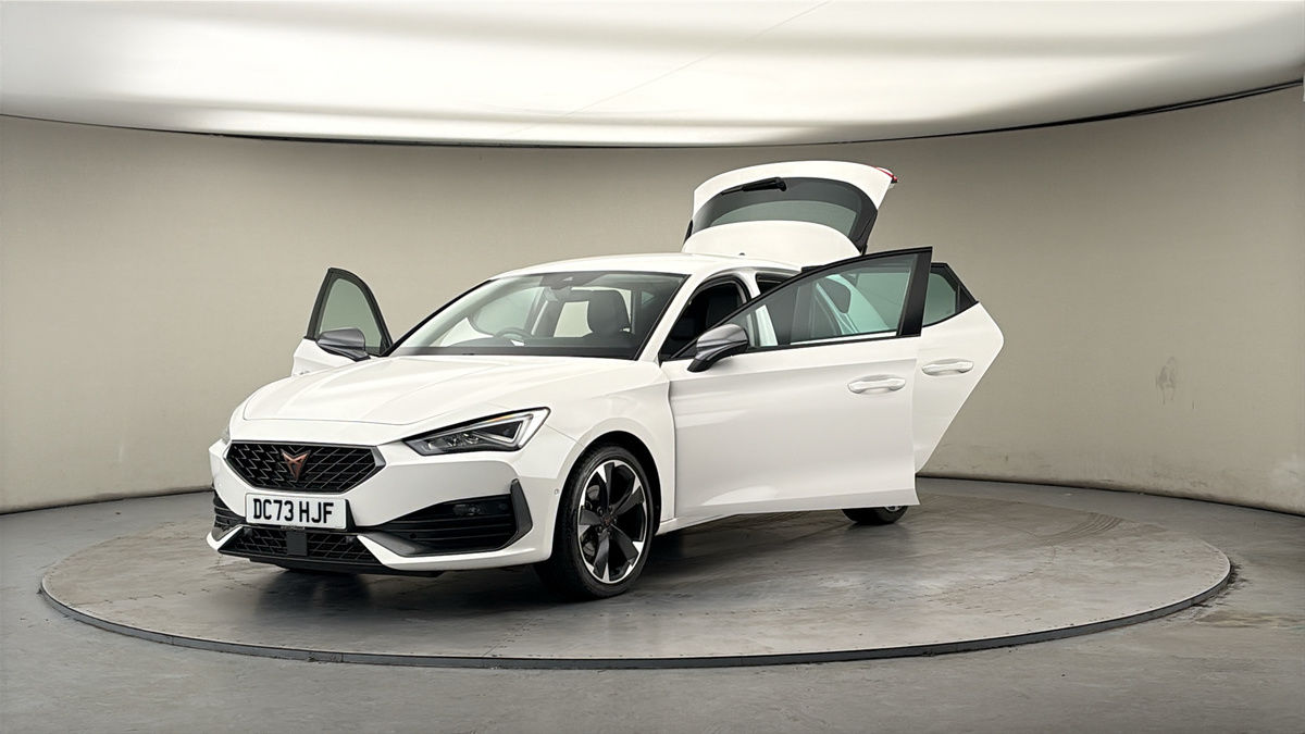 More views of CUPRA Leon