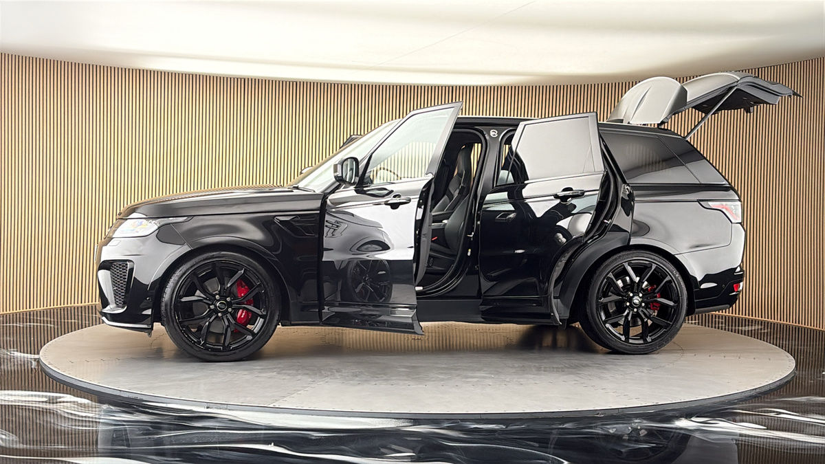 More views of Land Rover Range Rover Sport