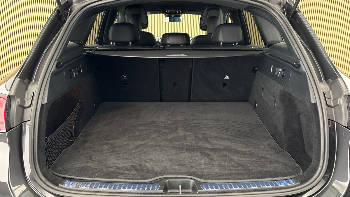 Mercedes-Benz GLC Image 11