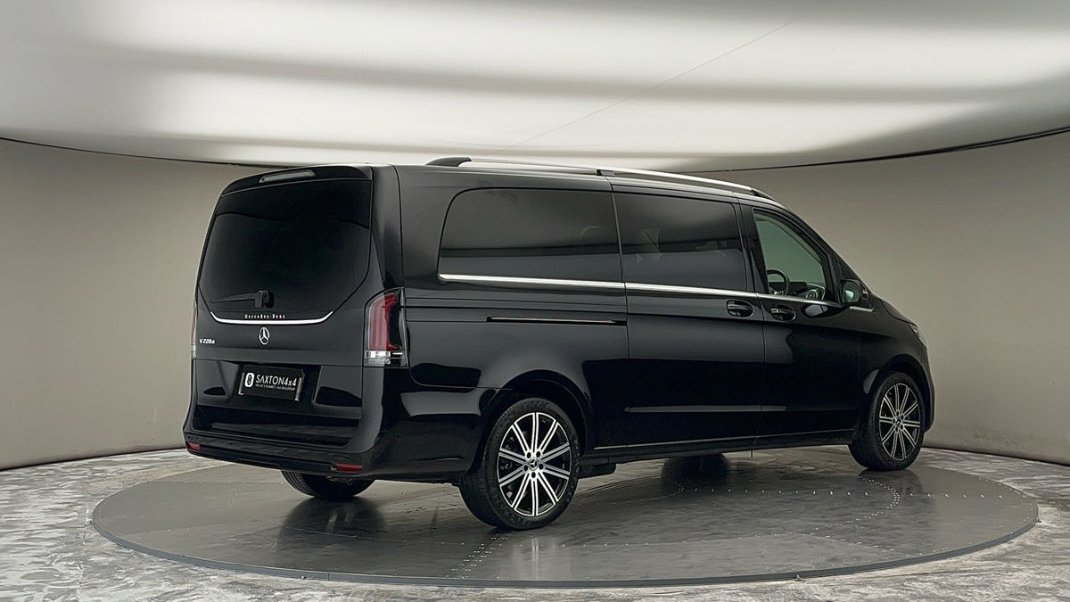 Mercedes-Benz V Class Image 21