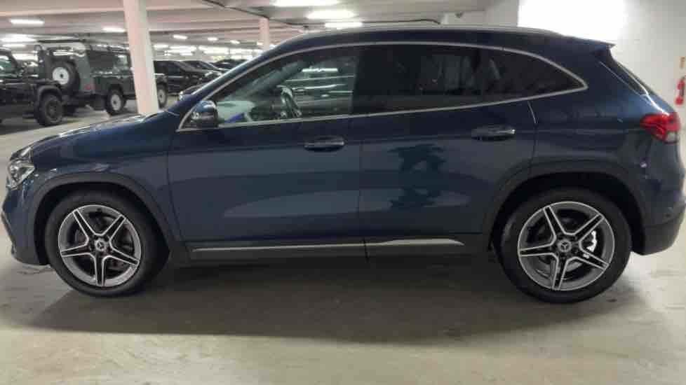 More views of Mercedes-Benz GLA