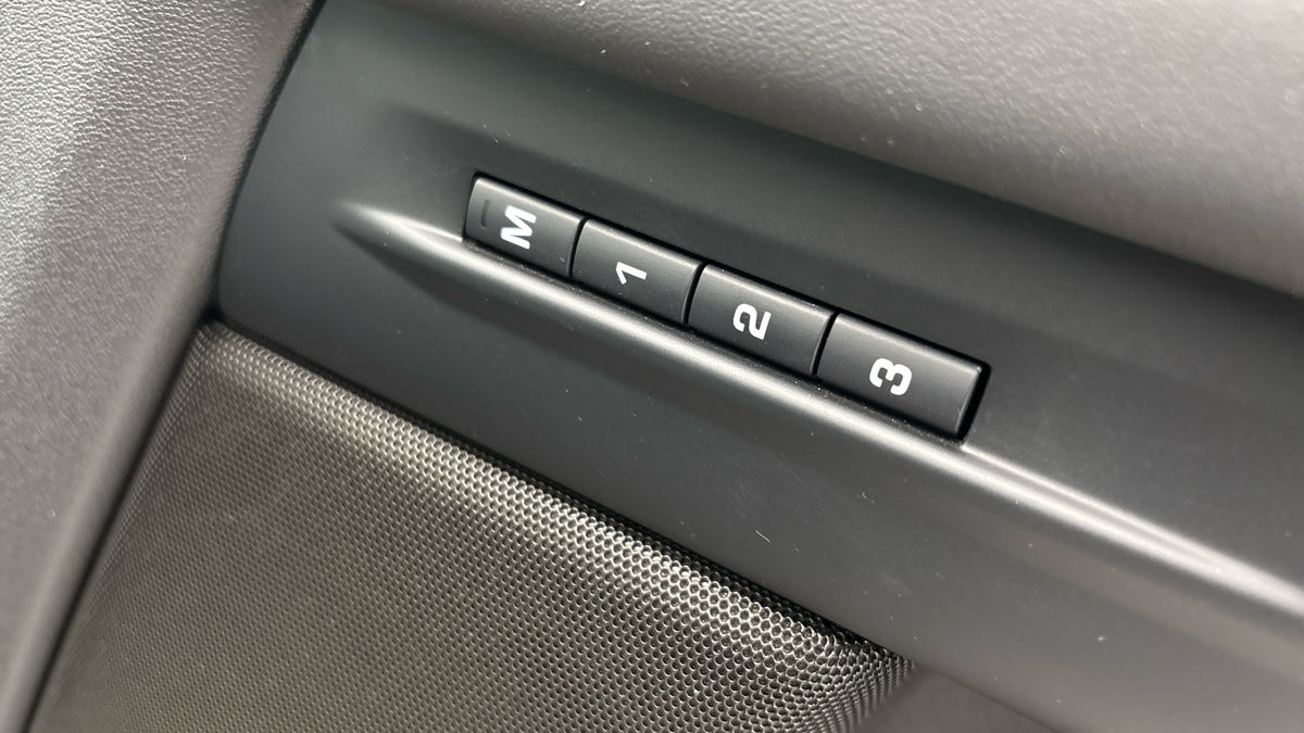 Land Rover Range Rover Evoque Image 36