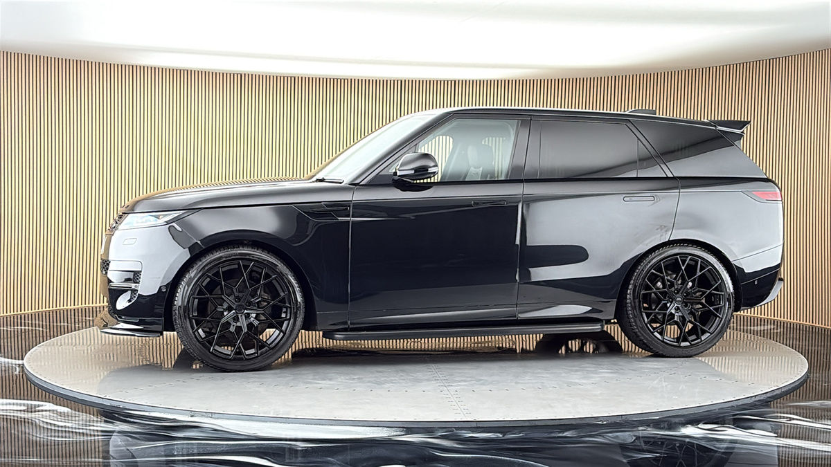 More views of Land Rover Range Rover Sport