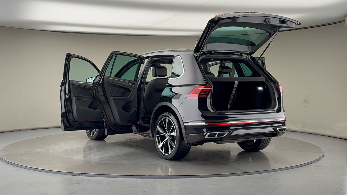 Volkswagen Tiguan Image 23