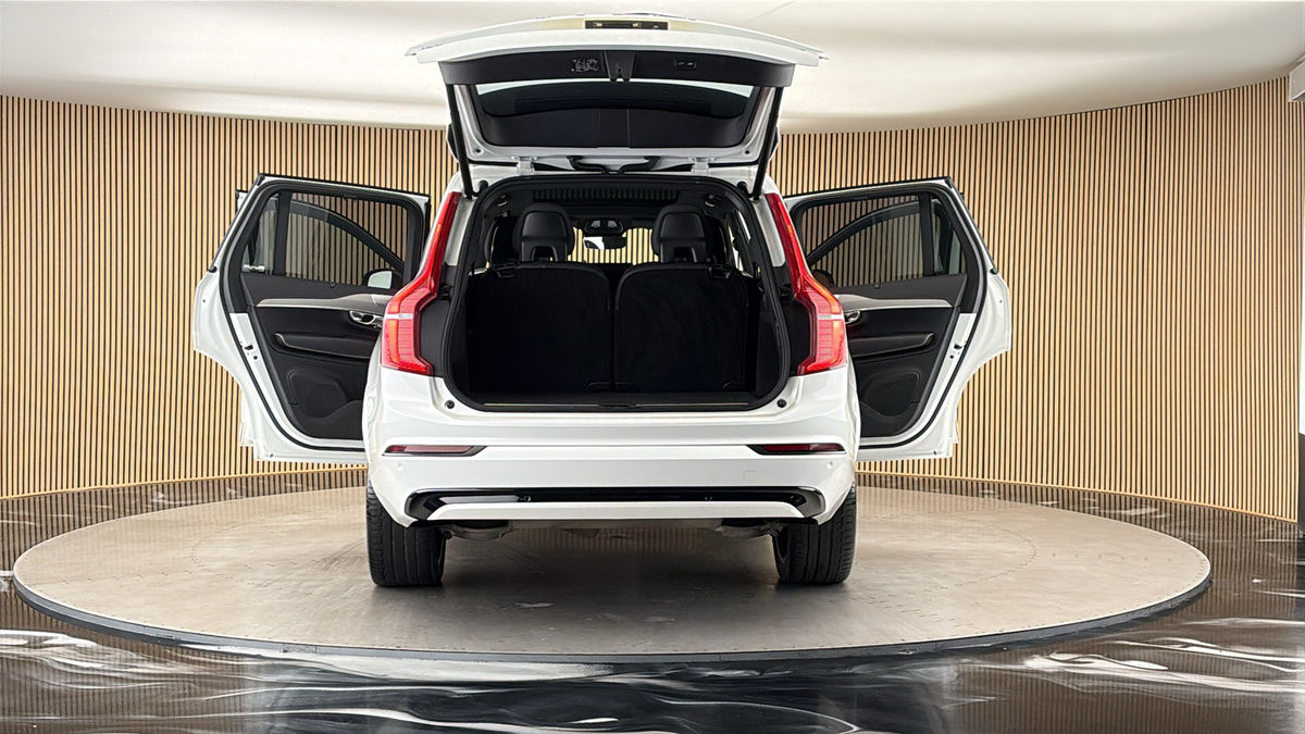 More views of Volvo XC90